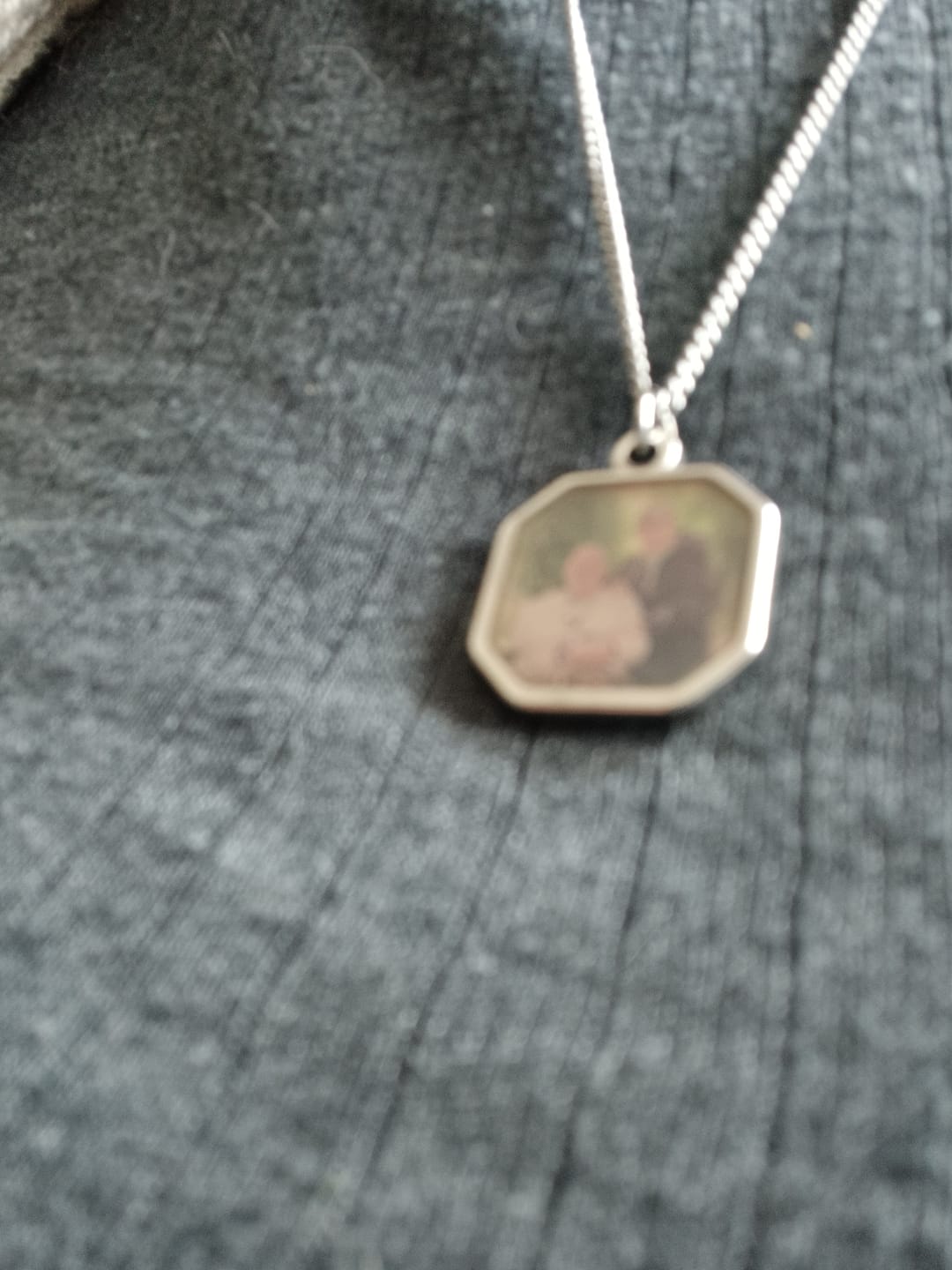 Customer photo review of Gepersonaliseerde geheime ketting met foto