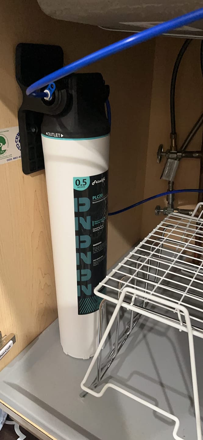 Customer photo review of Frizzlife SW10F Direct Connect Under Sink Water Filter System, Reduces 99.99% Lead, Chlorine, Bad Taste & Odor