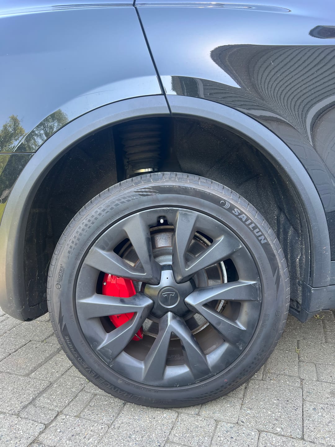 Customer photo review of 2021-2026 Model S/X Brake Caliper Covers (4Pcs) for Tesla