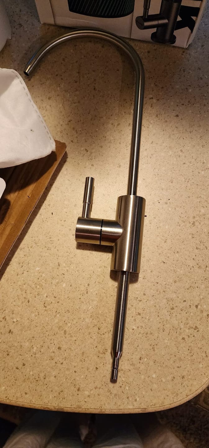 Customer photo review of Frizzlife SW10F Direct Connect Under Sink Water Filter System, Reduces 99.99% Lead, Chlorine, Bad Taste & Odor