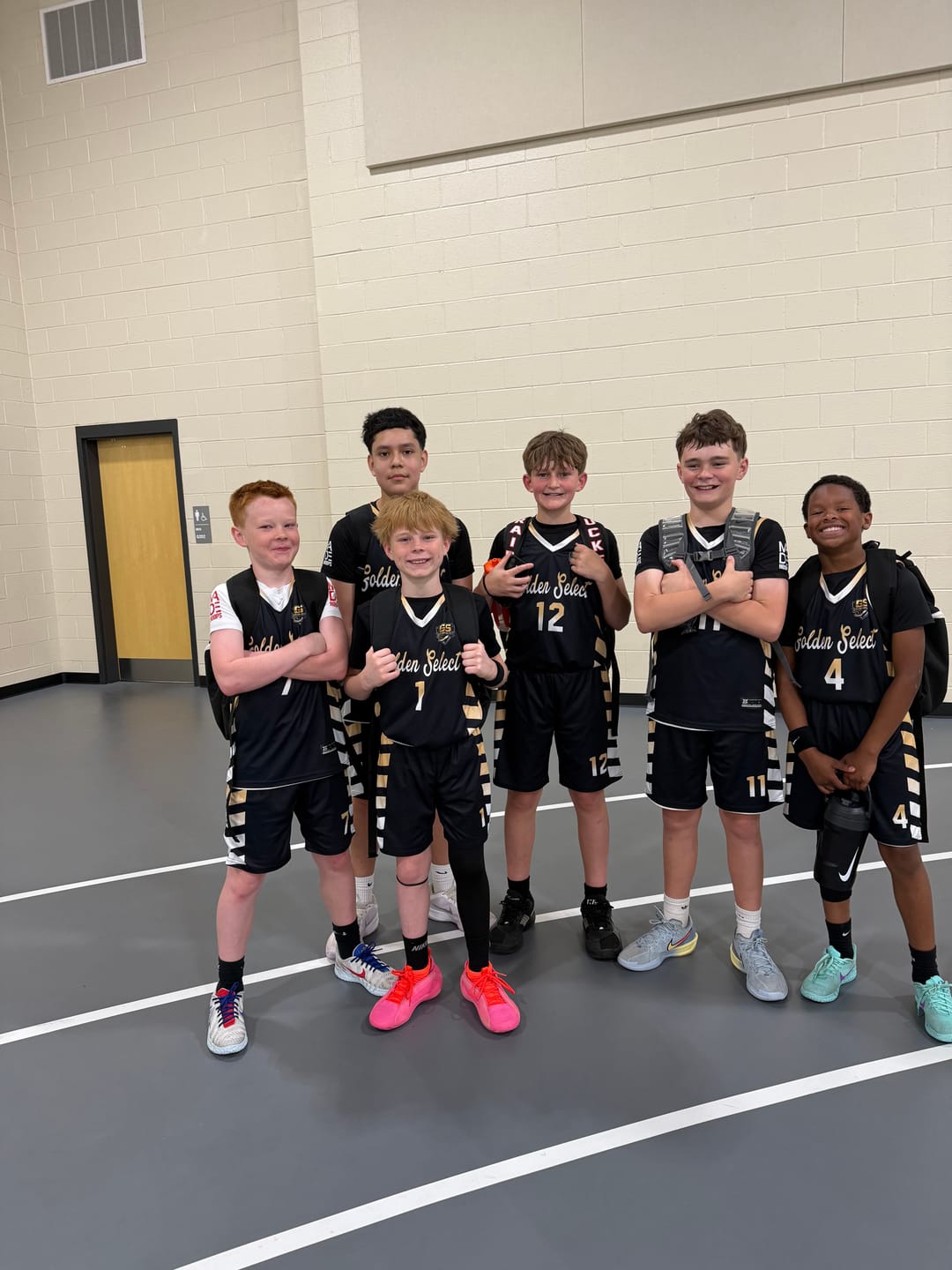 Customer photo review of Custom White Black Reversible Basketball Jersey Kits - Side Arrow Old Gold Black Gradient