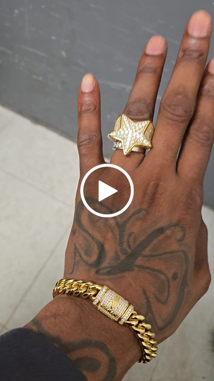 Customer video review of 10mm Cuban Moissanite Clasp Bracelet - 18K Gold- D Colour - VVS1