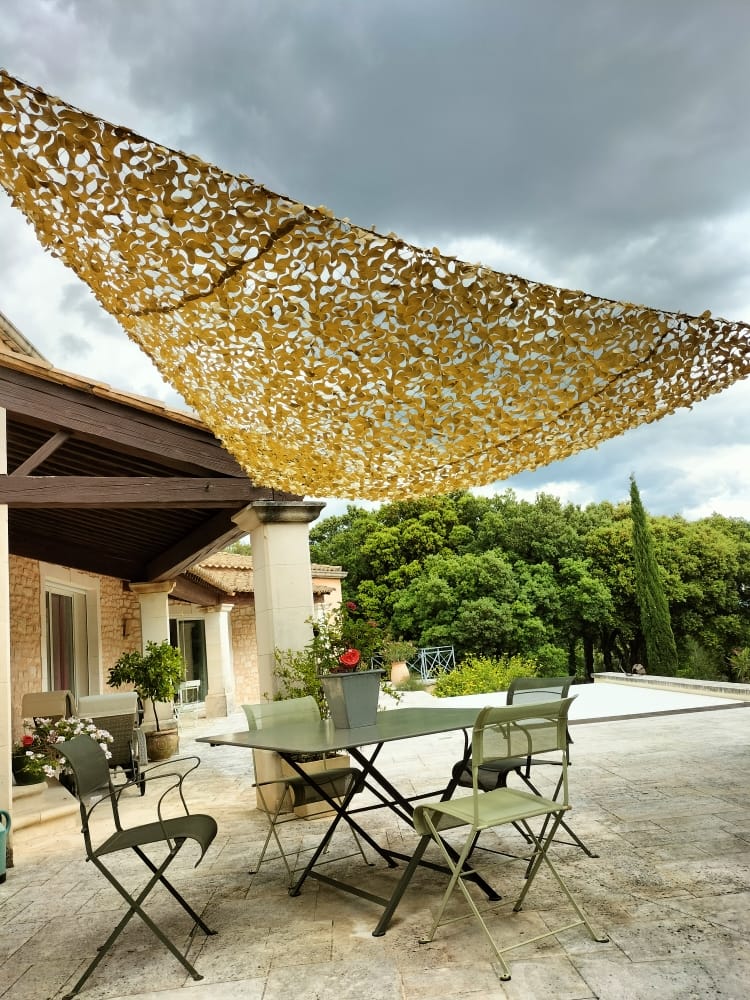 Customer photo review of Filet de camouflage triangulaire sable
