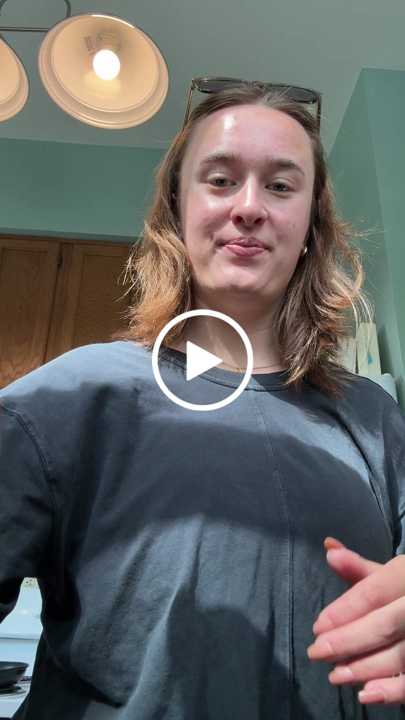 Customer video review of Hella Gold Stacked Ring