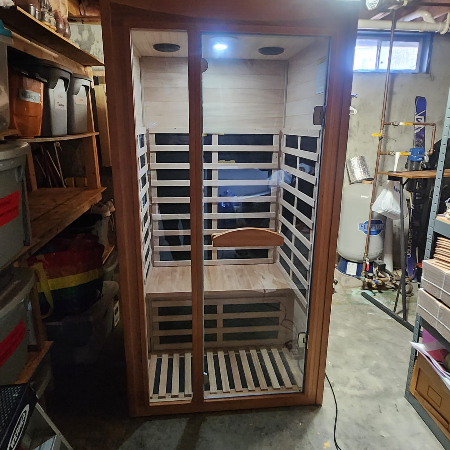Customer photo review of Hosauna T-51C5 Indoor 1 Person Infrared Sauna | Spacious Design