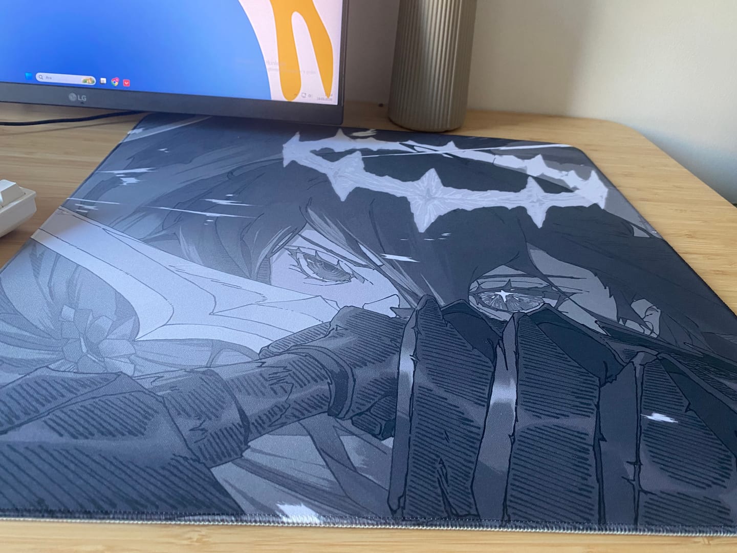 Customer photo review of Yuki Aim Monokuro Poron Mousepad