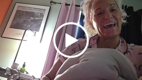 Customer video review of Waterproof & Stain-Resistant Hotel Pillow