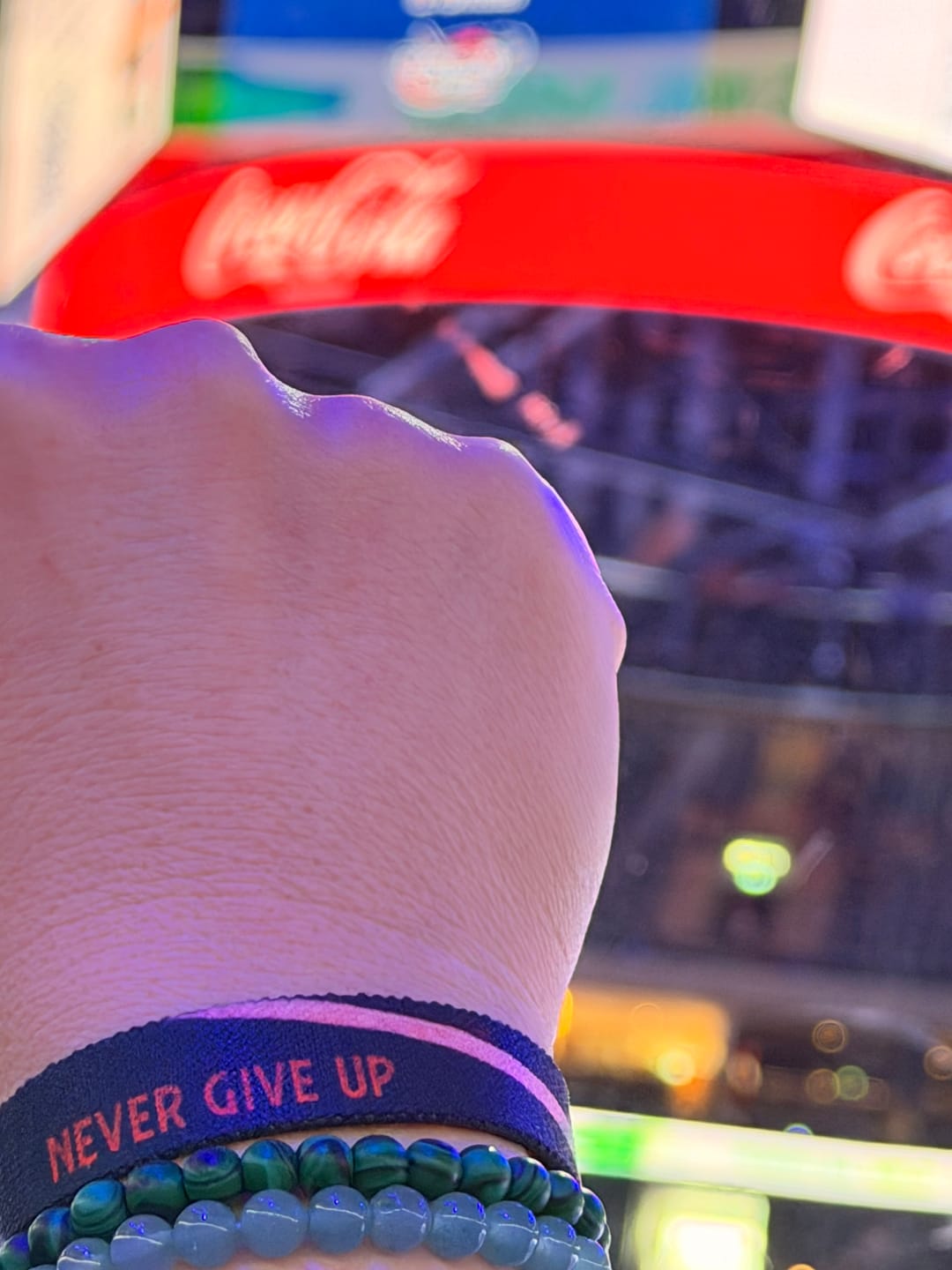 Customer photo review of Never Give Up - Elastisches Armband
