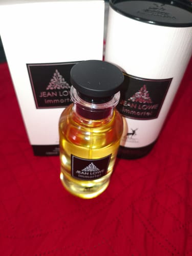 Reseña con foto de un cliente sobre Perfume MAISON ALHAMBRA JEAN LOWE IMMORTEL 100ml EDP