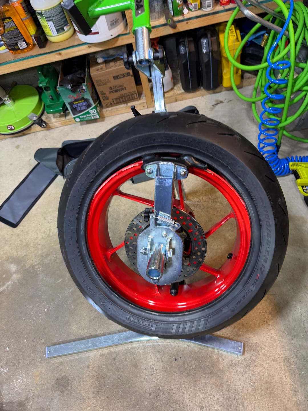 Customer photo review of Rabaconda Street Bike Tire Changer