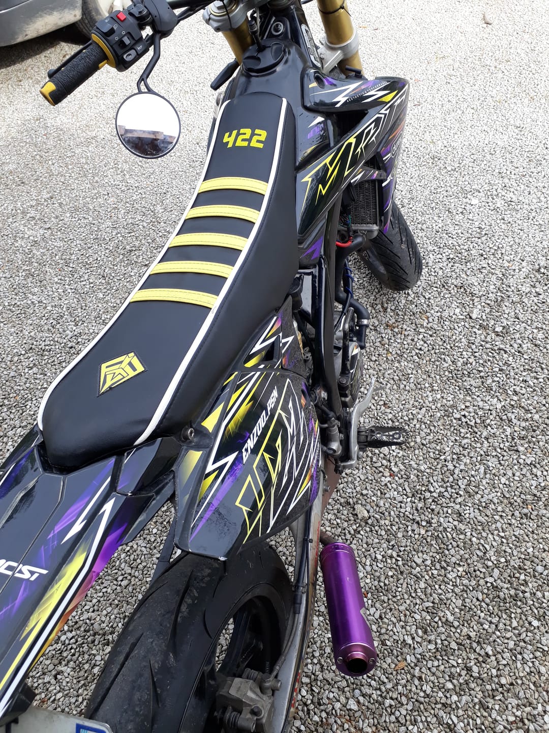 Customer photo review of Housse De Selle - FIFTY HOLOGRAPHIQUE -  Jaune