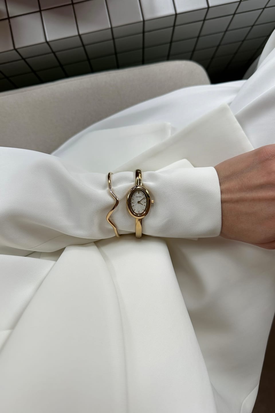 Customer photo review of Diana Gold White