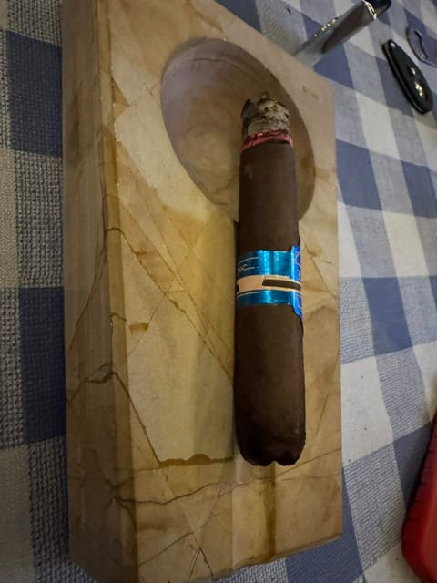 Customer photo review of Nica Toro Coloso