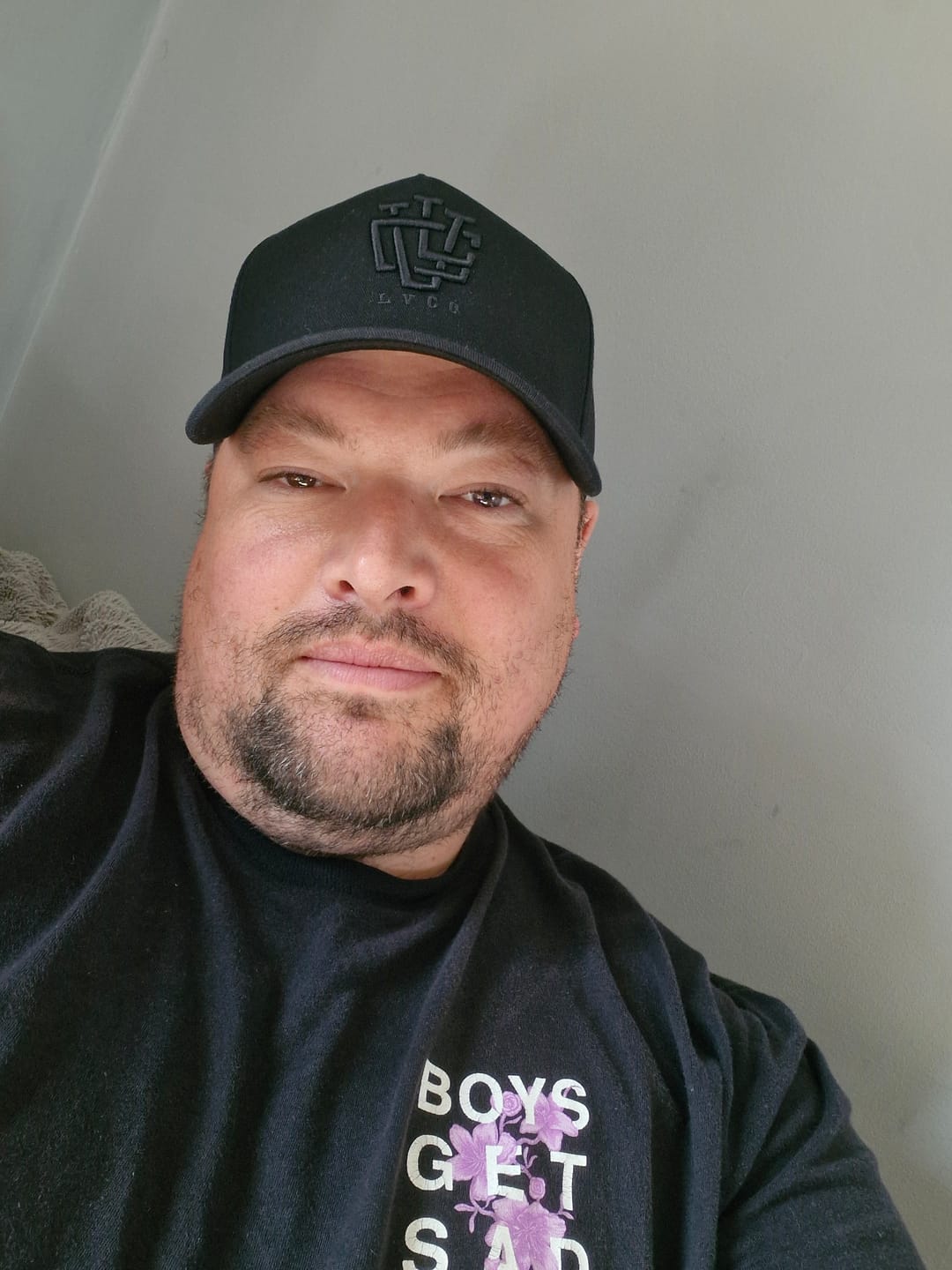 Customer photo review of Classic Fit Blk on Blk A-Frame Snapback
