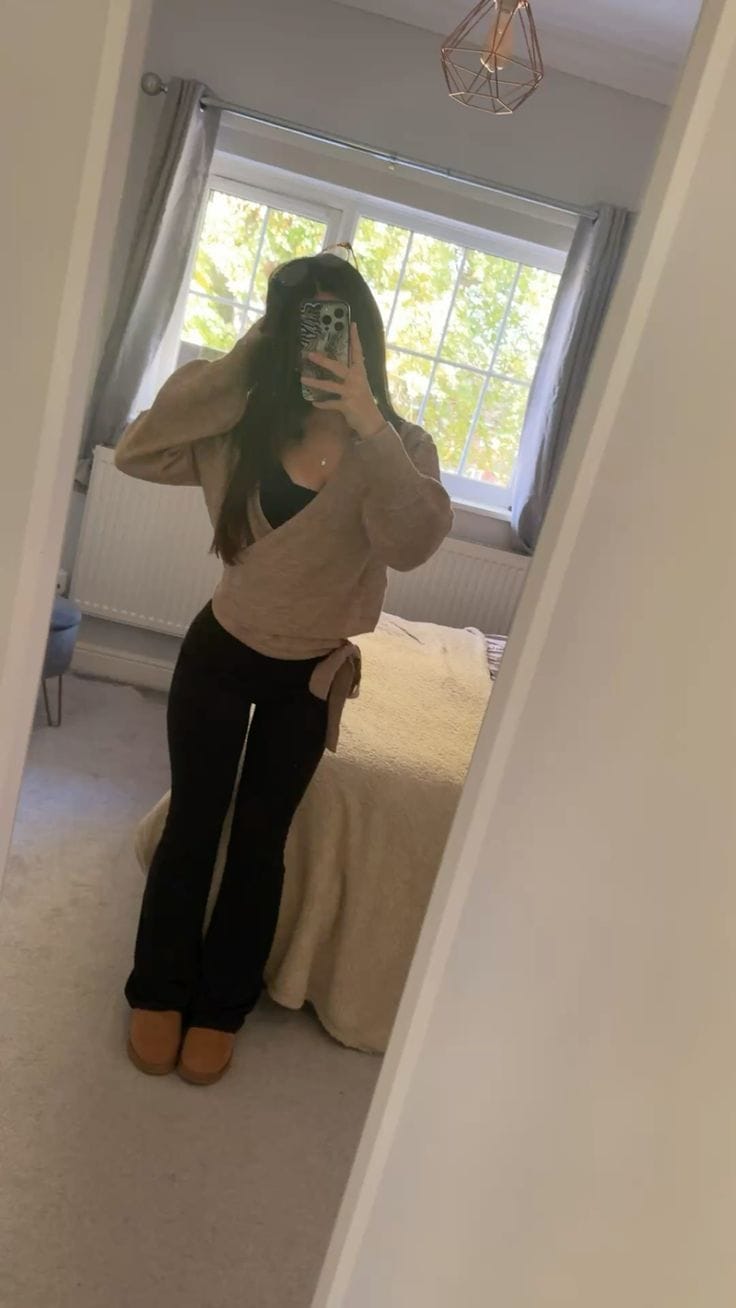 Customer photo review of High-Waisted Tummy Control Pocket Flare Leggings