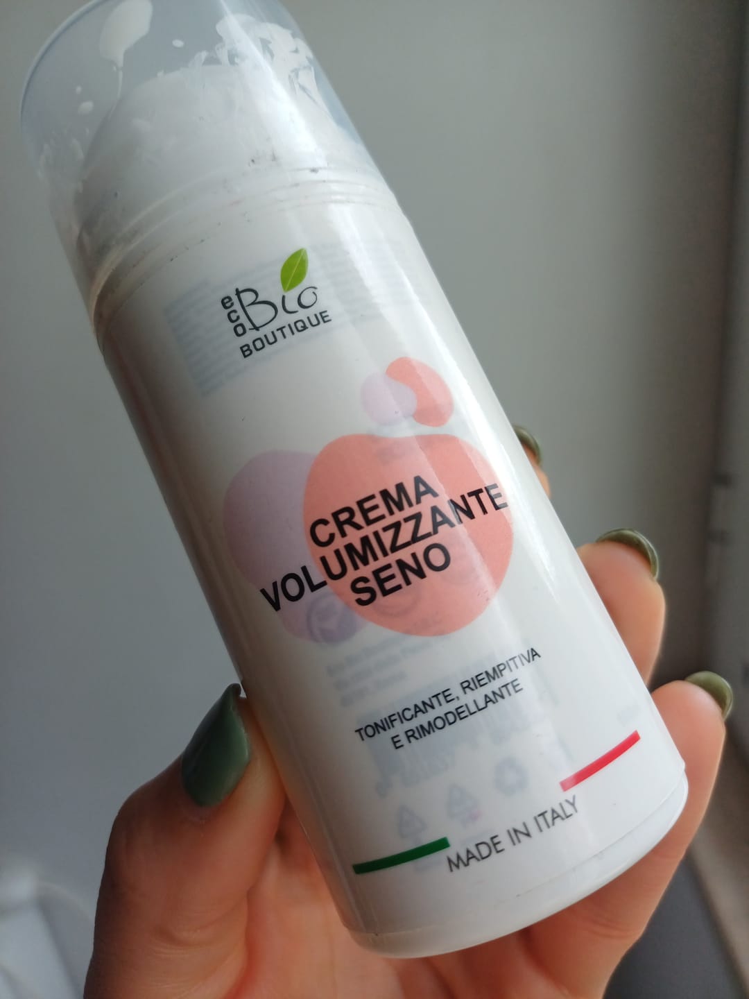 Customer photo review of Crema Volumizzante Seno