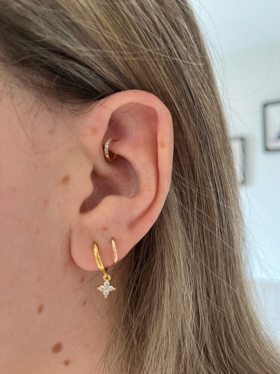 Customer photo review of Eternity Pavé Clicker Gold