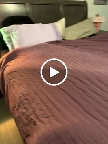 Customer video review of MarshMellow Comforter