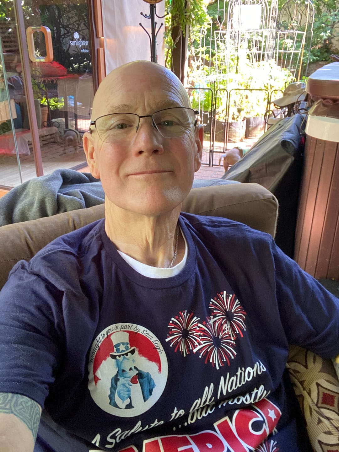 Customer photo review of Sam Eagle Salute To All Nations Muppet Vision 3D Shirt