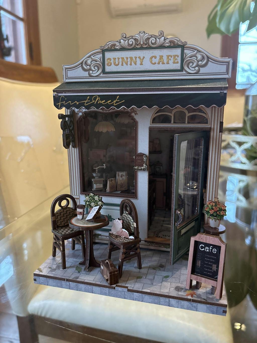 Customer photo review of Miniature House - Sunny Cafe