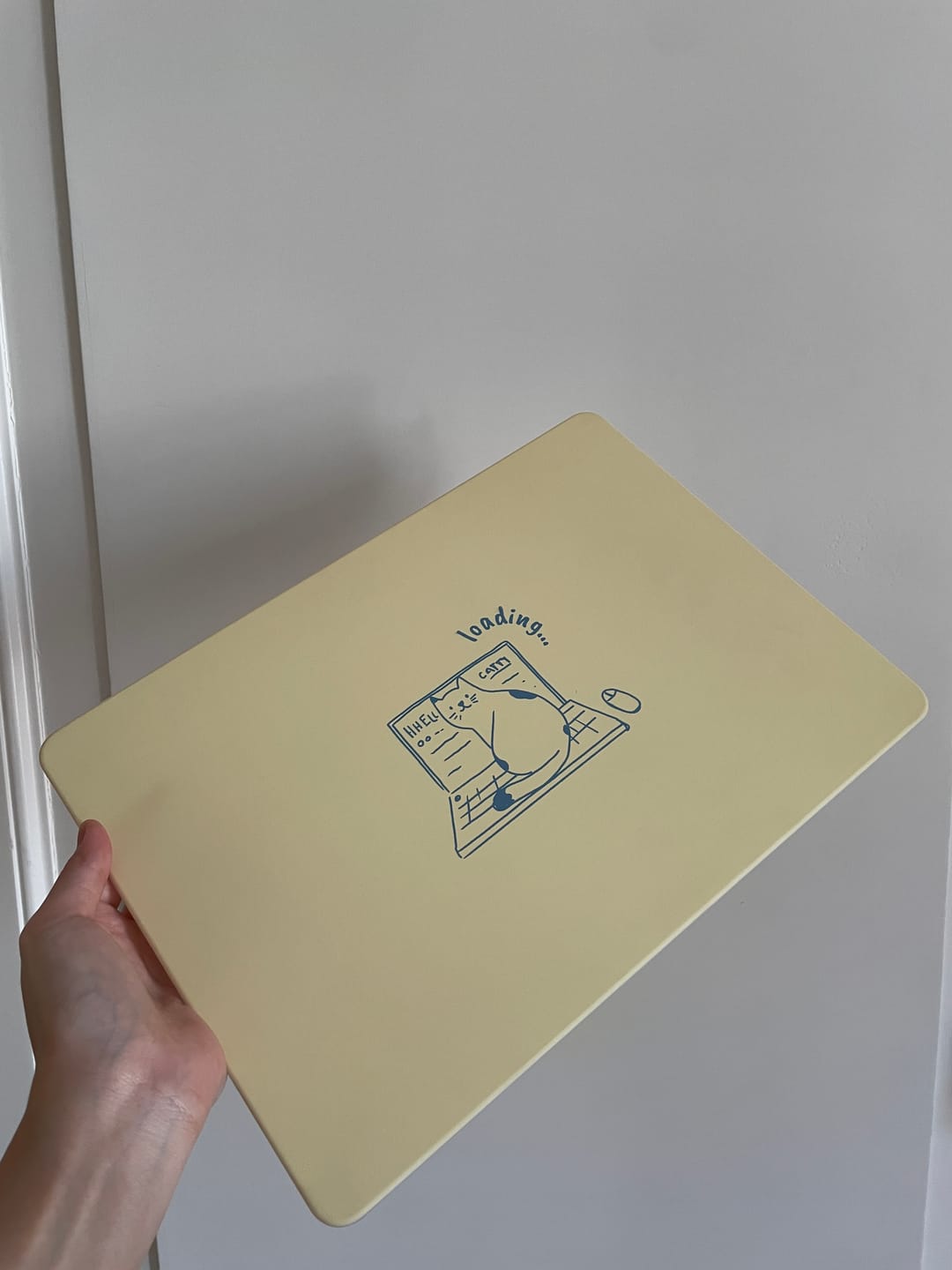 Customer photo review of Cat Loading Protective Case for Macbook Air & Pro 13/14/16 inch