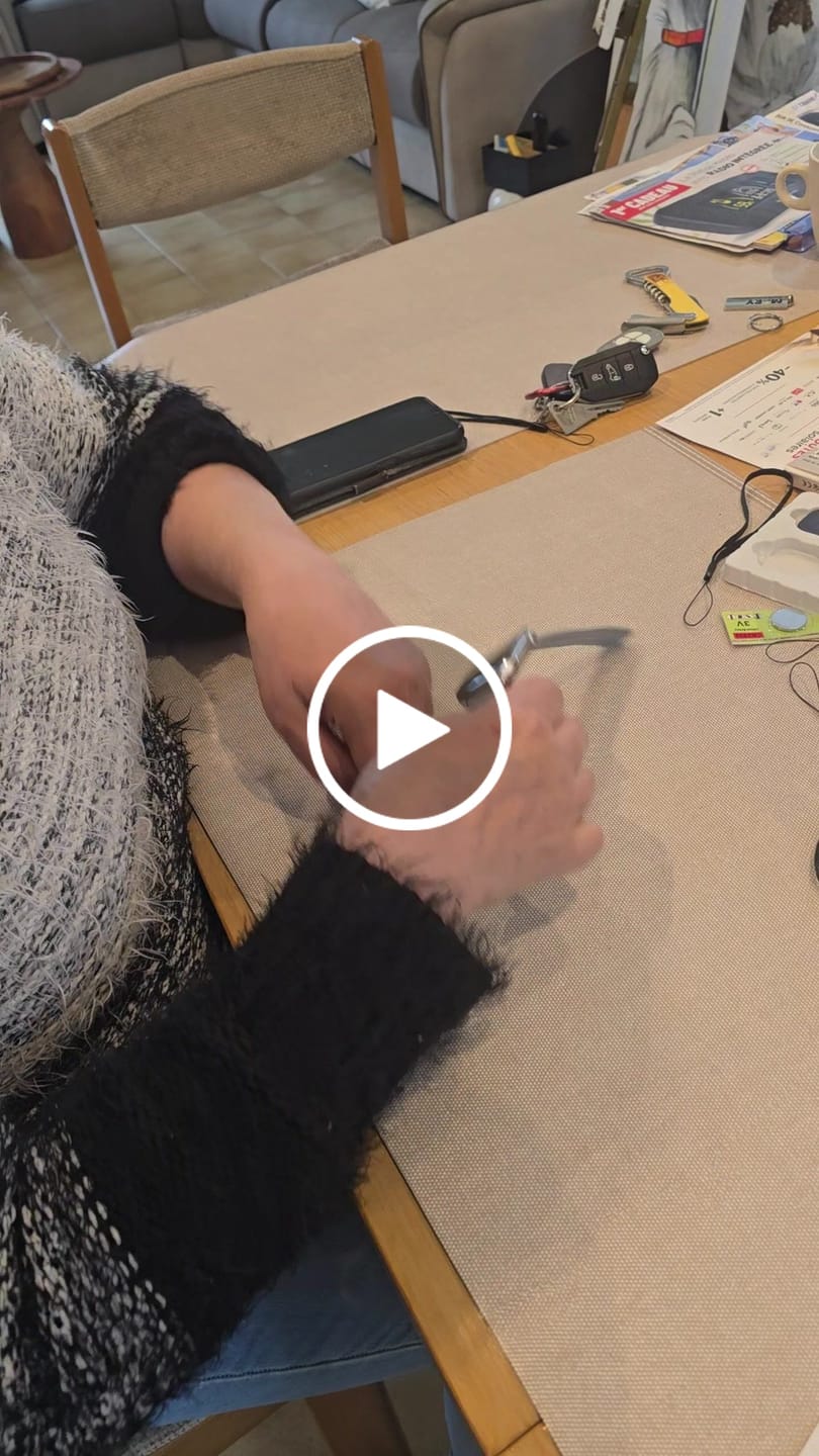 Customer video review of Boucle infinie série Santé rose
