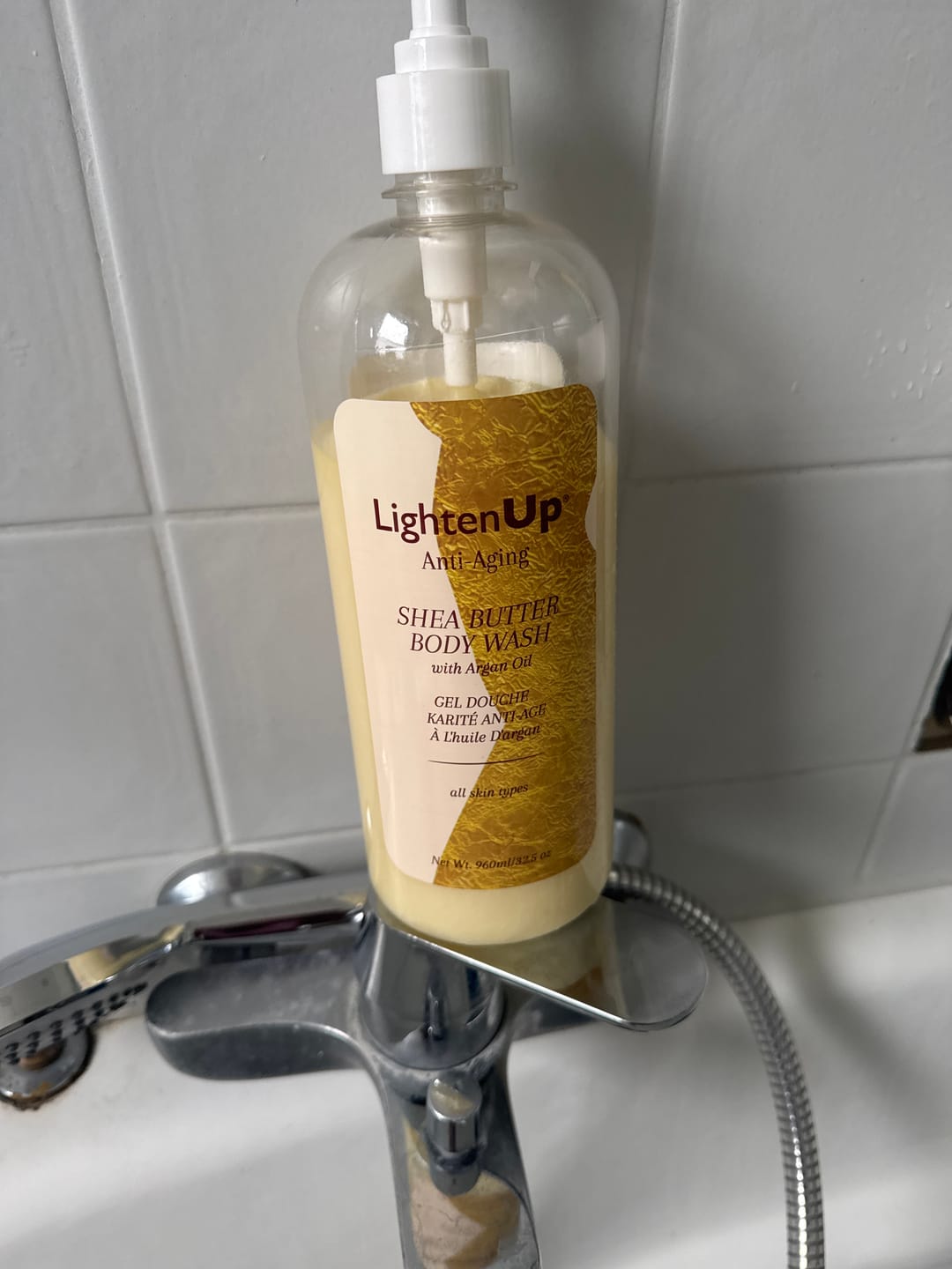 Customer photo review of LightenUp Anti-Aging Shea Butter Body Wash 1000ml / 33.8 fl oz