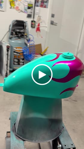 Customer video review of Roxy Spray Can