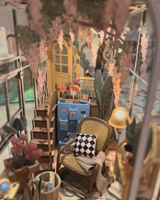 Customer photo review of DIY Book Nook kit - Greenhouse
