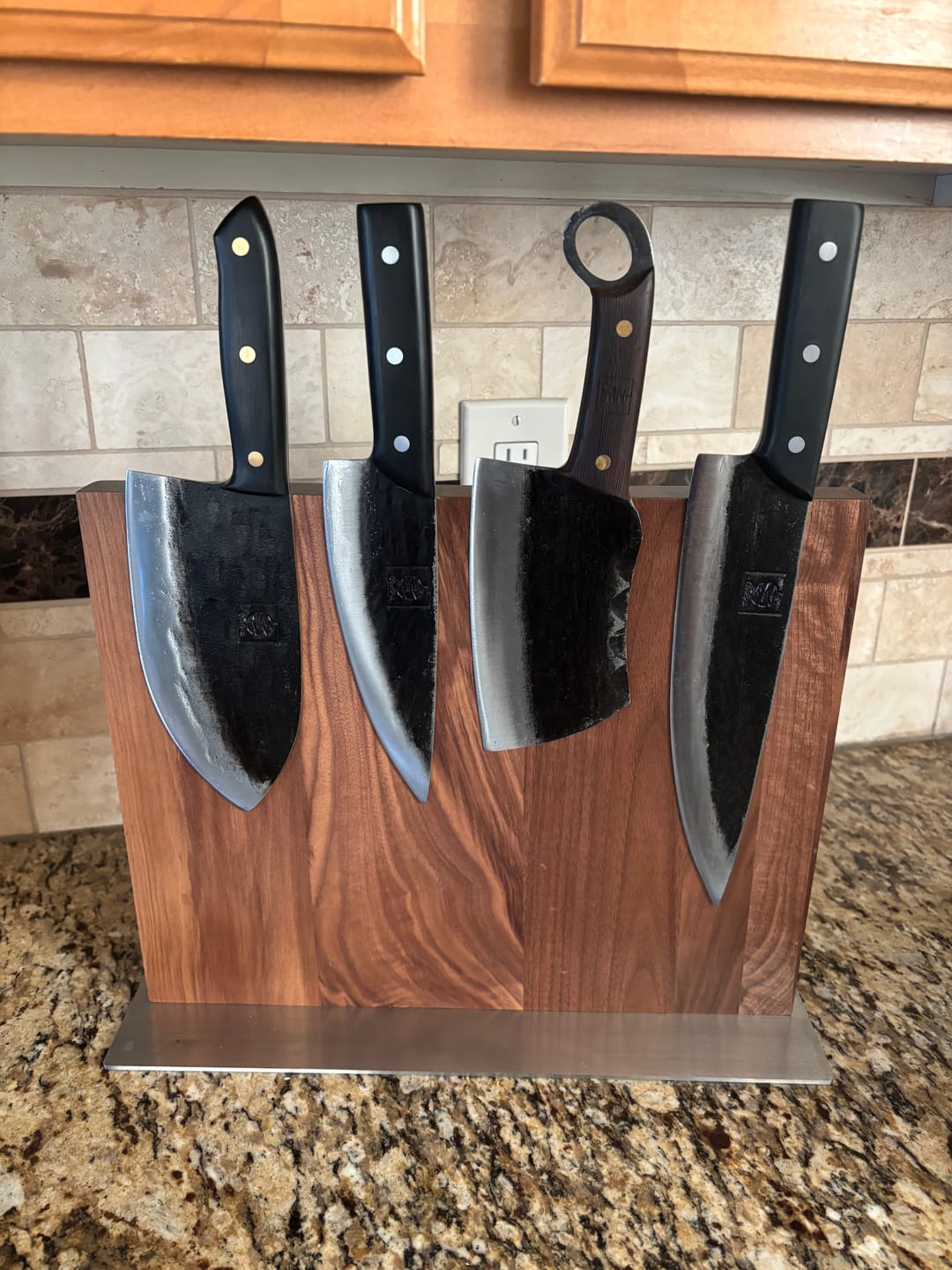 Customer photo review of FREE Walnut Magnetic Knives Holder