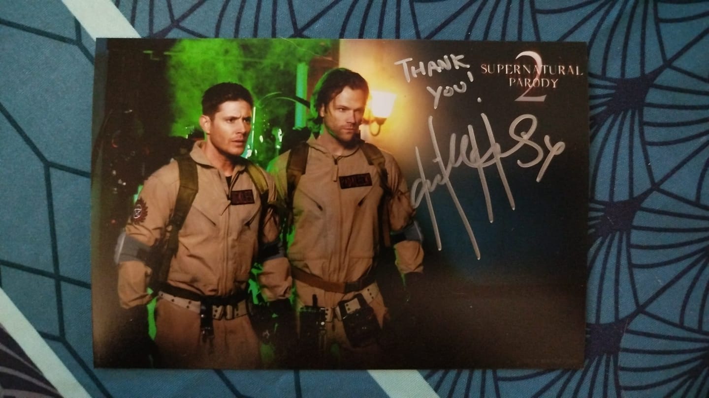 Customer photo review of FREE SURPRISE 4x6 Autographed Photo