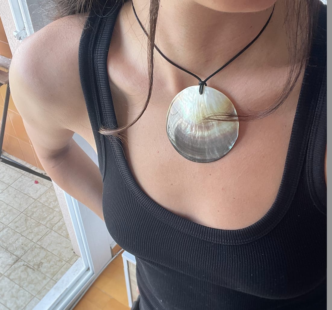 Customer photo review of Collana Selkie