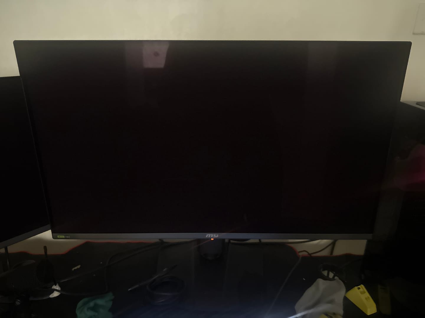 Customer photo review of Monitor MSI MPG 322URX - 31,5" 4K UHD - (3840 x 2160) QD-OLED - 240 Hz