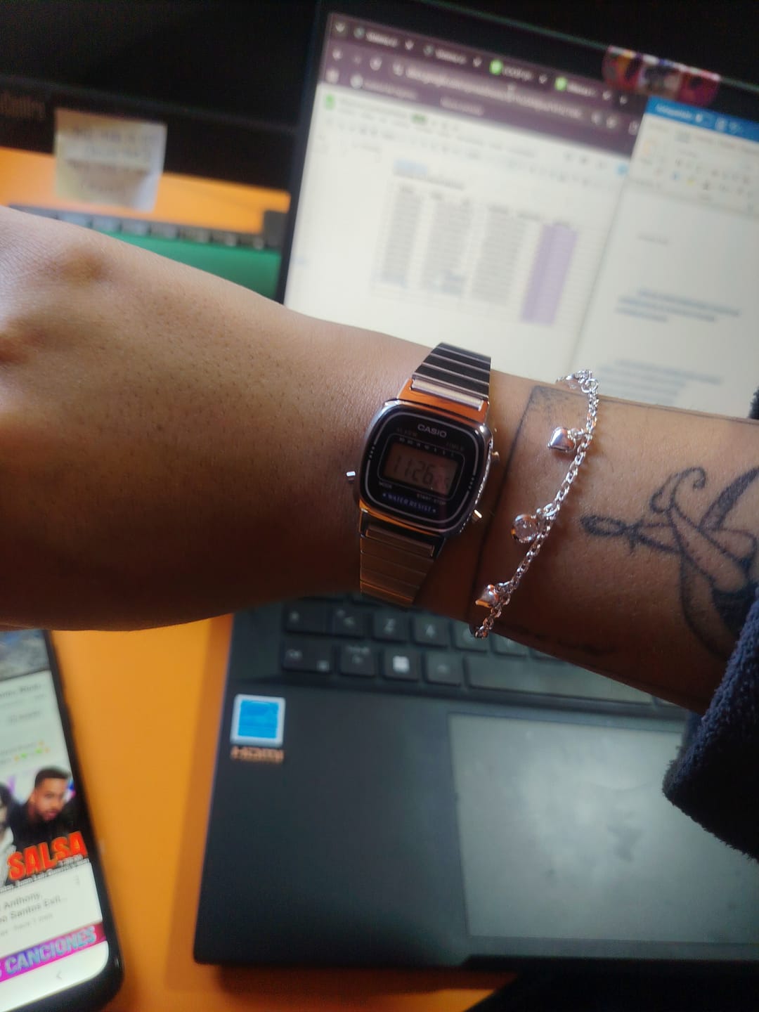 Customer photo review of Reloj Casio Vintage LA670WA-1A2JF Plateado Mini JDM