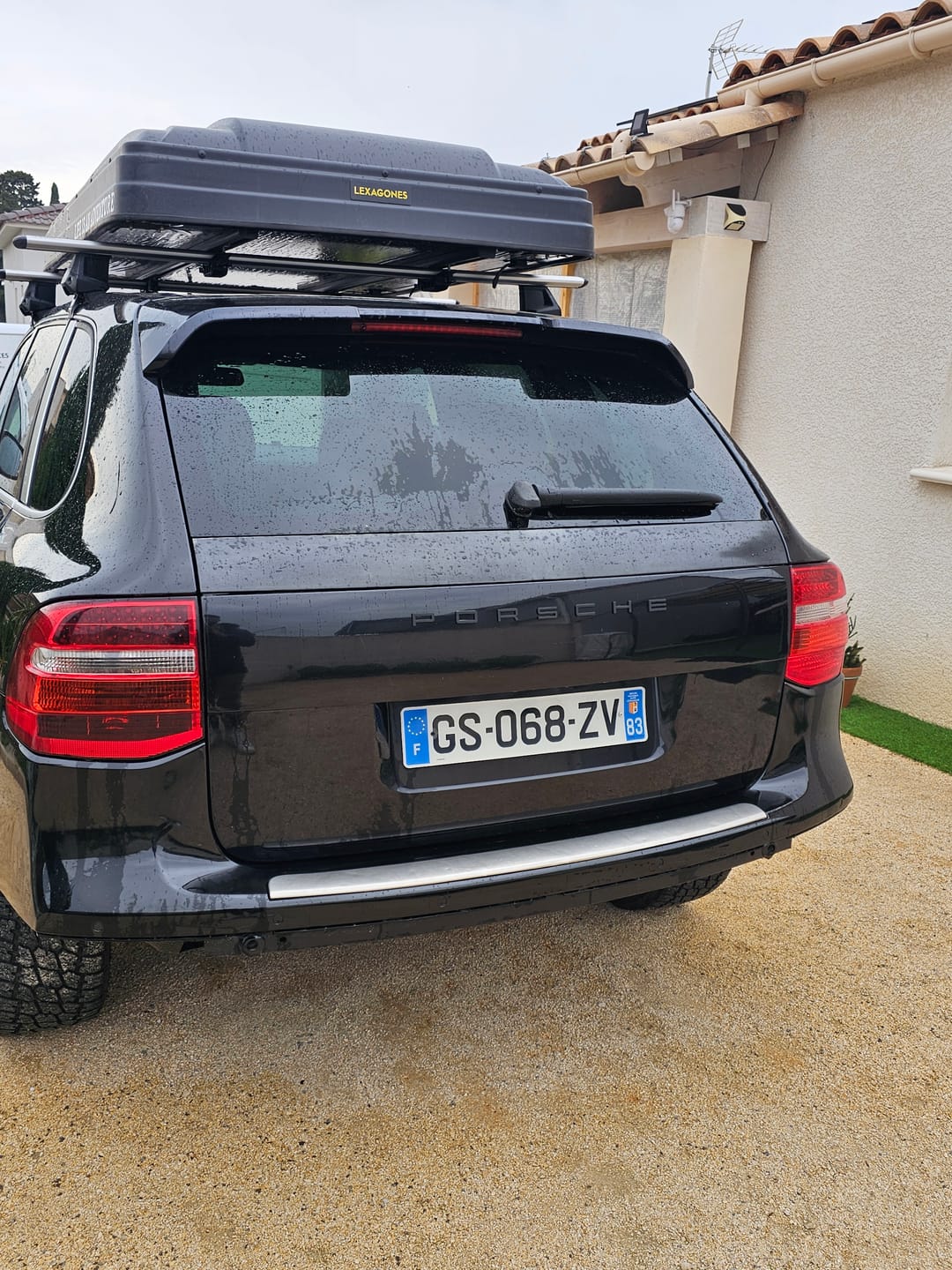 Customer photo review of Logo PORSCHE