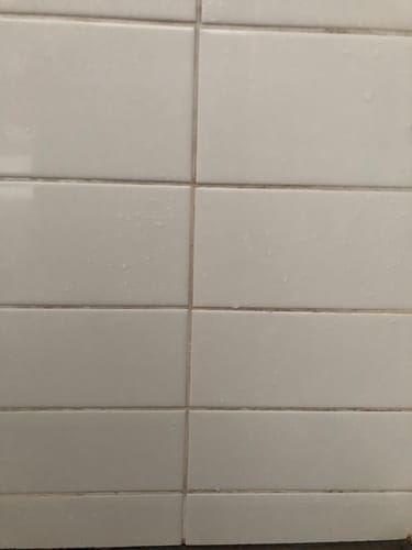 Customer photo review of GLASSGUARD® Miracle Mould Removal Gel