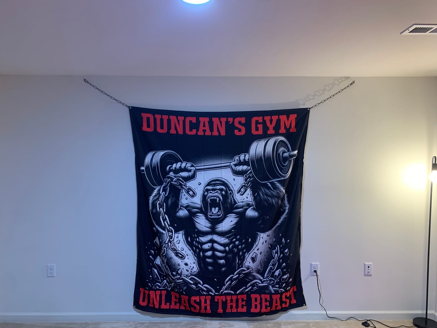 Customer photo review of Gorilla Gym Flag - Unleash The Beast 11384