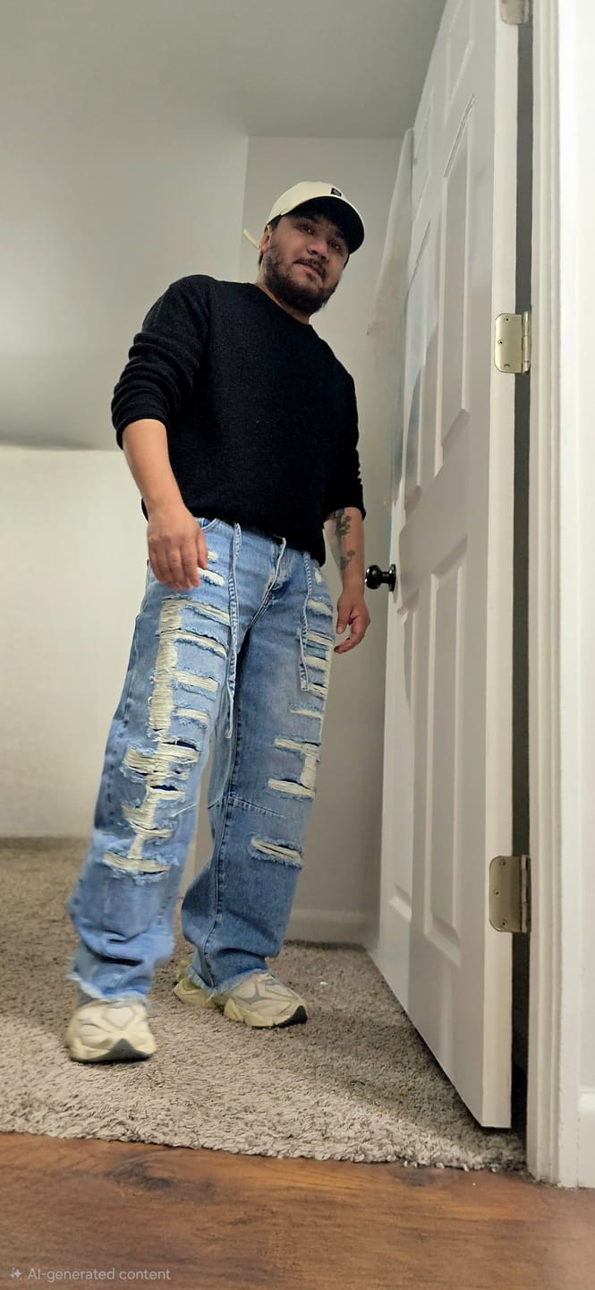 Customer photo review of 6004 - Destroyed Jeans