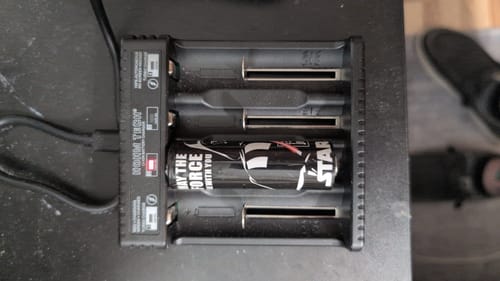 Customer photo review of Hohm Tech School 4 Channel Battery Charger