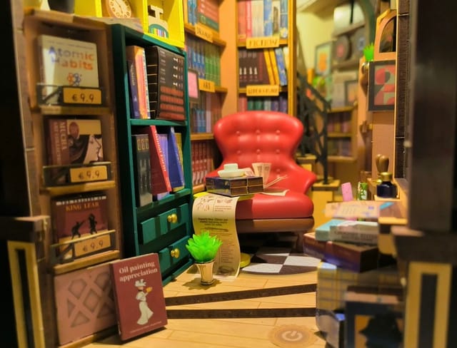 Customer photo review of DIY Book Nook kit - Bookstore