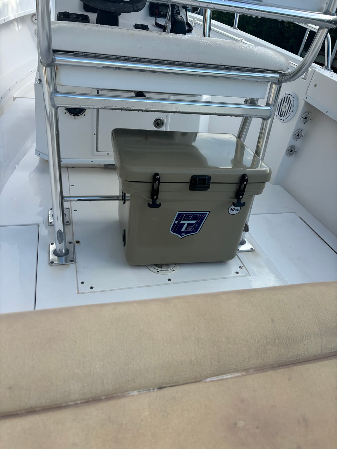 Customer photo review of ICEY-TEK 40 Quart Cooler