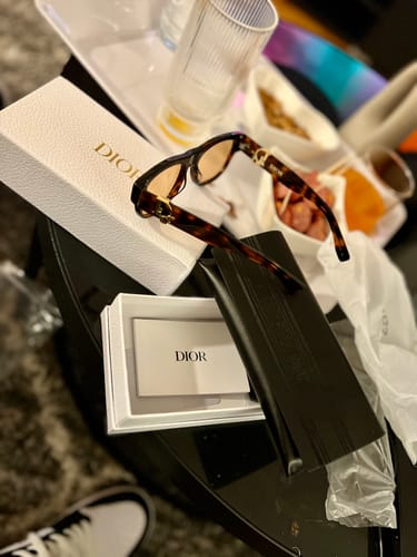 Customer photo review of Premium Black Square Sunglasses