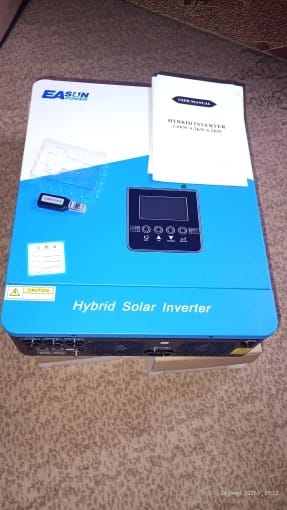 Customer photo review of EASUN POWER 2.2KW Solar Inverter 12V 220V Hybrid Inverter 80A MPPT Solar Charger