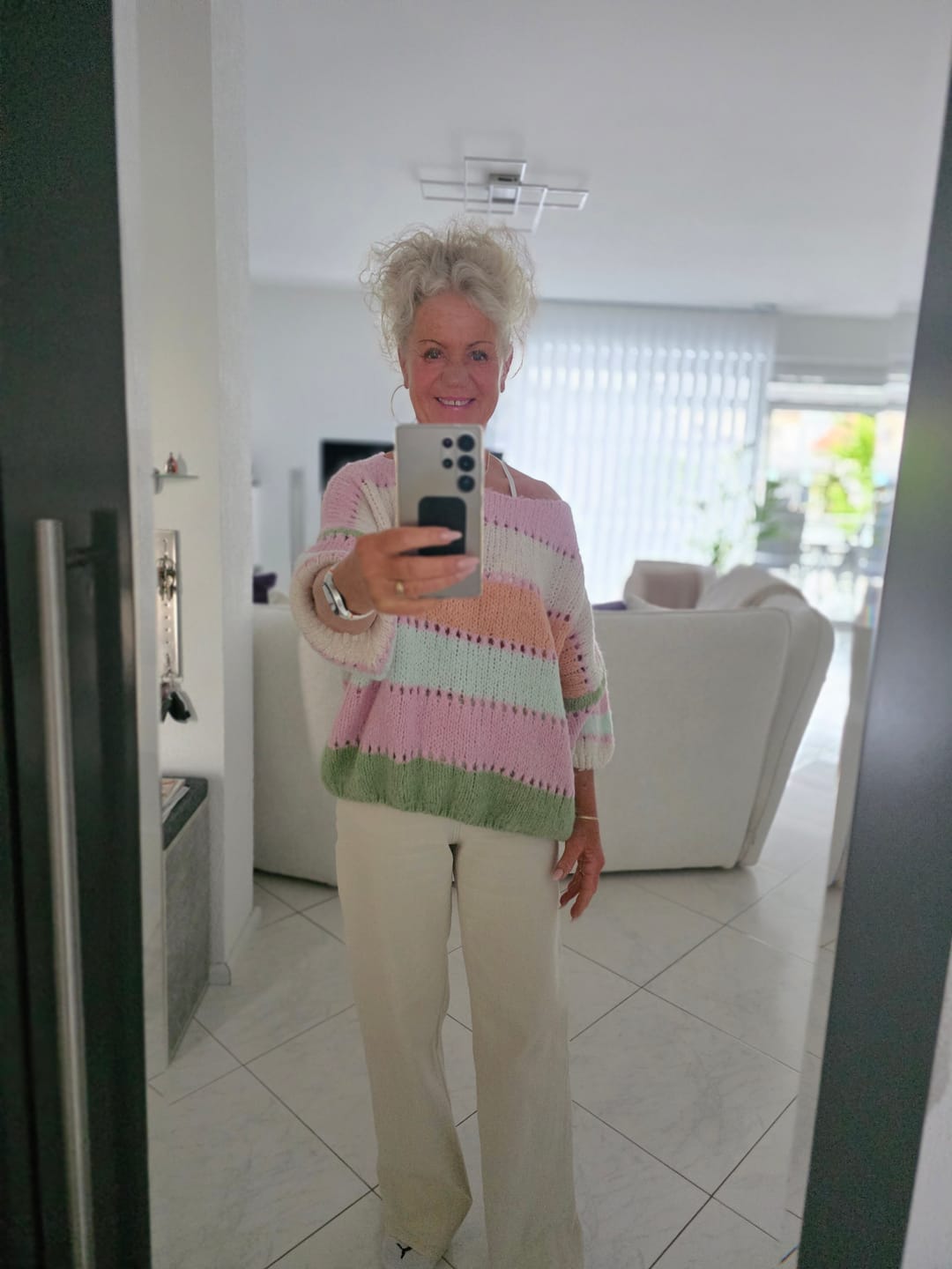 Customer photo review of Pastell Stripe Pullover