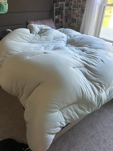 Customer photo review of MarshMellow Comforter