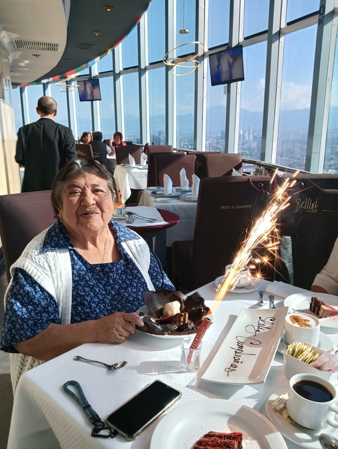 Customer photo review of Mejorar postre por Esfera de Chocolate