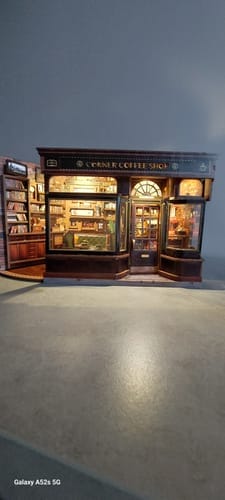 Customer photo review of Miniature House - Corner Coffee Shop