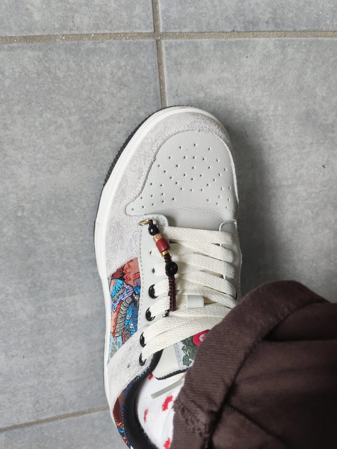 Customer photo review of Dunhuang Mythos Sneakers
