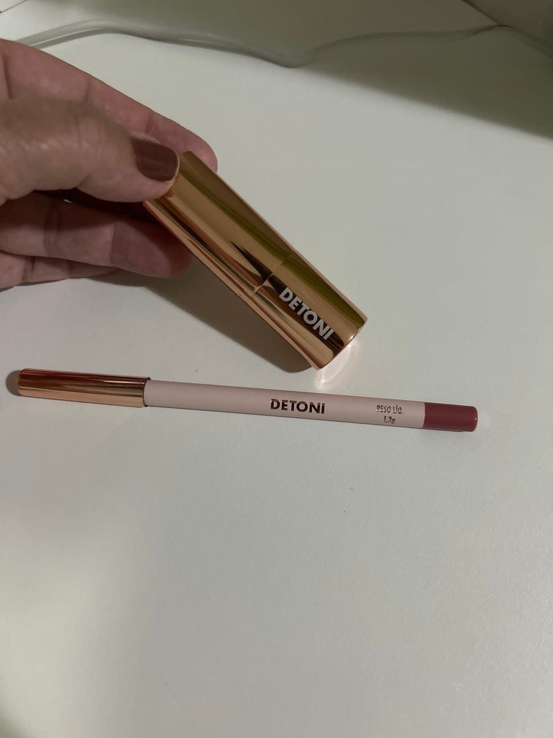 Customer photo review of KIT ICONIC LIPS | 200 NATURAL ROSE