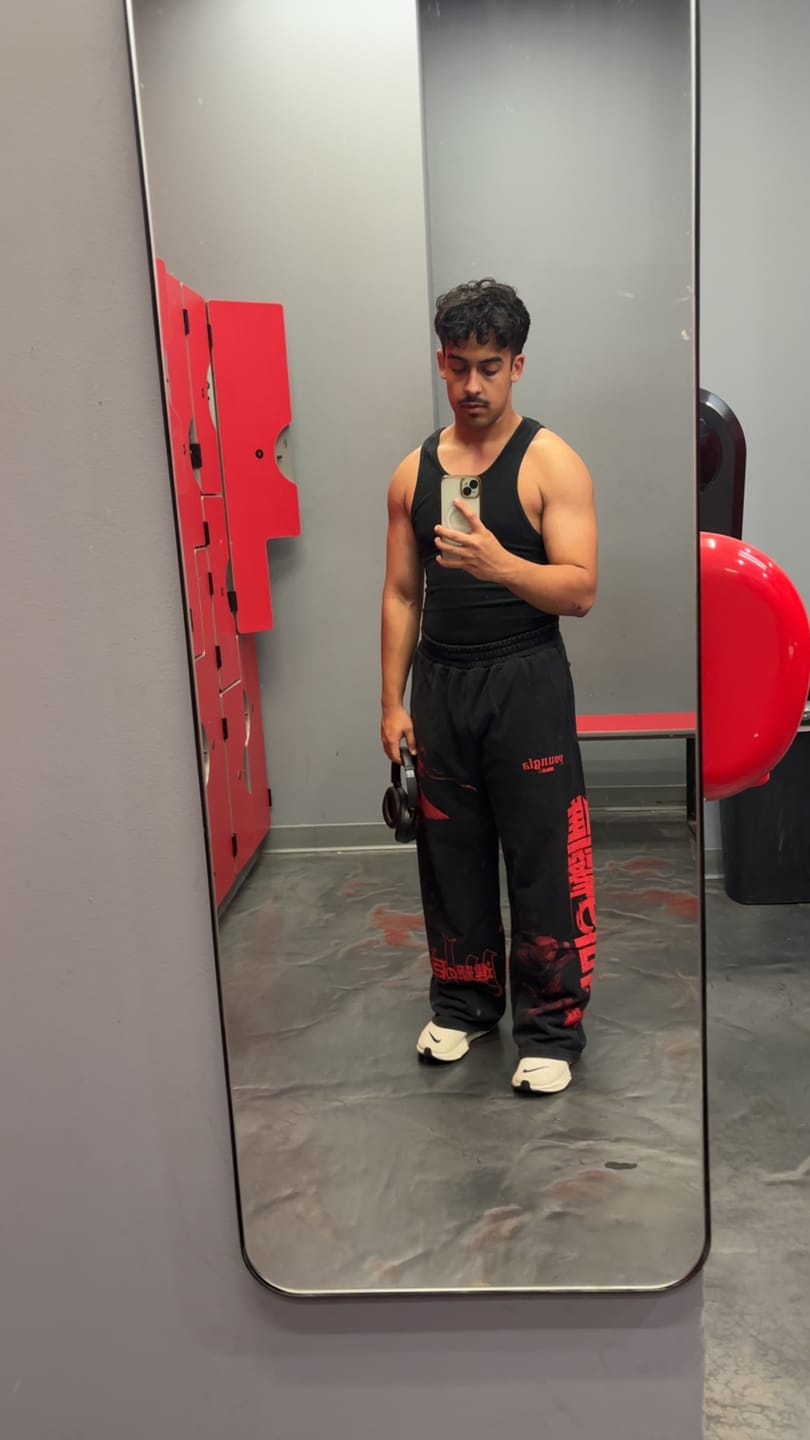 Customer photo review of 2128 - AOT©  x YLA Baggy Joggers